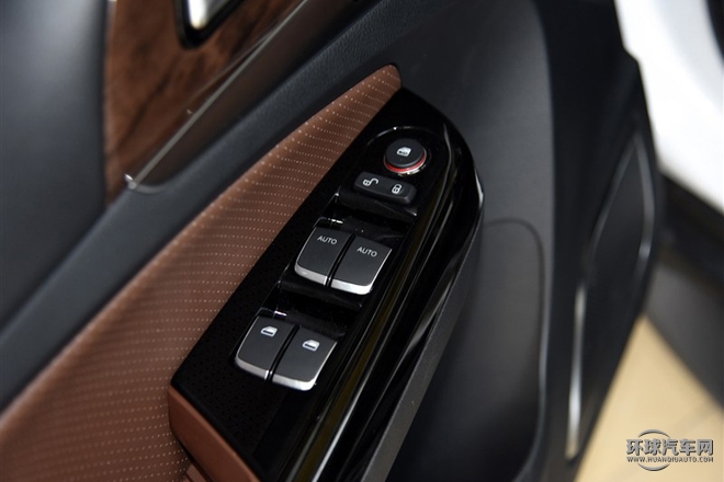 2015款 2.0T 四驅(qū)精英型