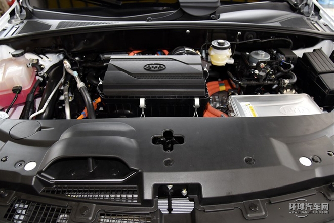 2015款 2.0T 四驅(qū)旗艦型