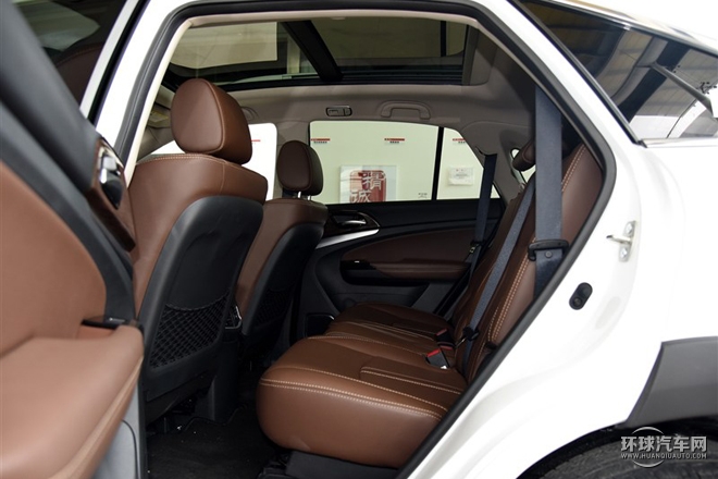 2015款 2.0T 四驅旗艦型