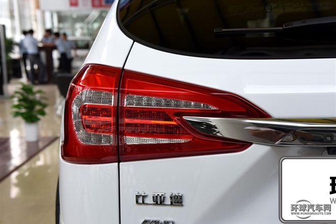 2015款 2.0T 四驅尊貴型