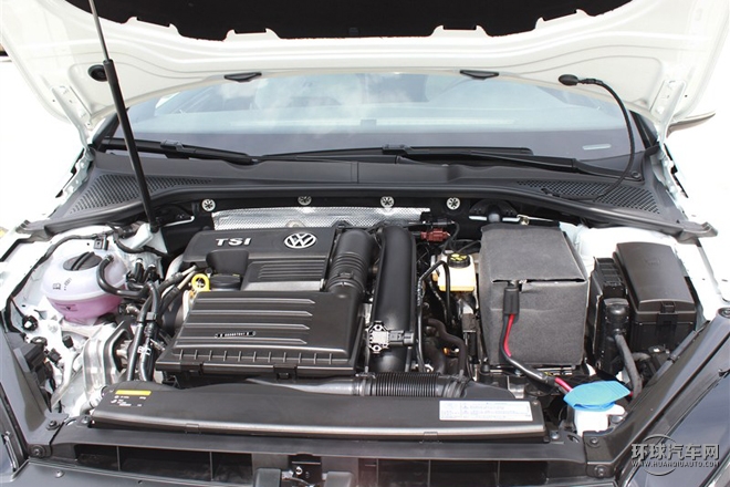 2015款 1.4T 自動R-Line