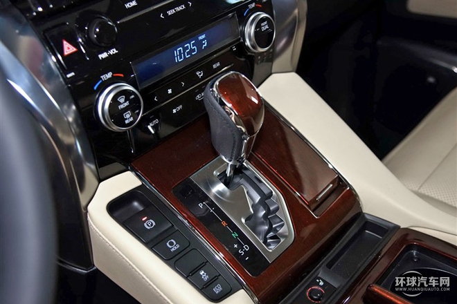 2015款 3.5L 尊貴版