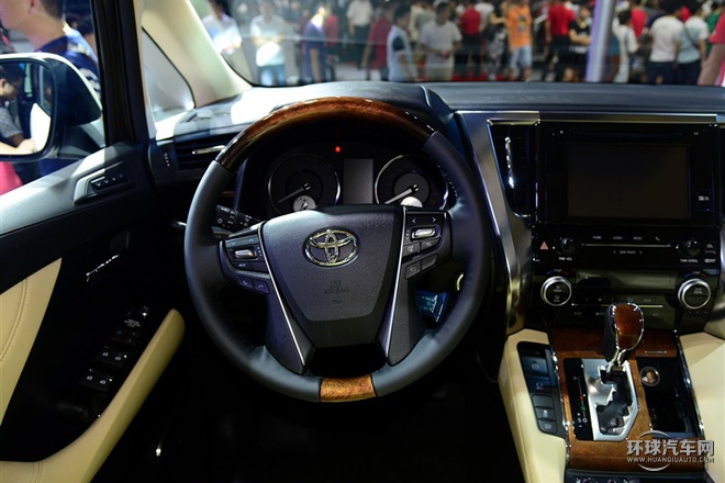 2015款 3.5L 尊貴版