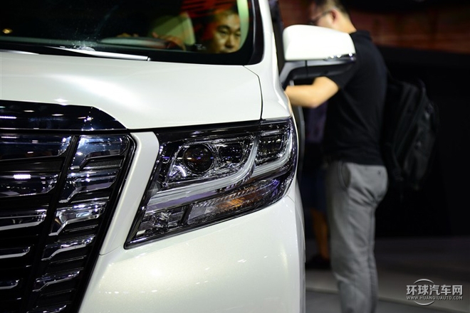 2015款 3.5L 尊貴版