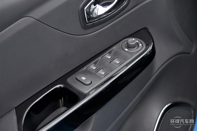 2015款 1.2T 自動豪華型