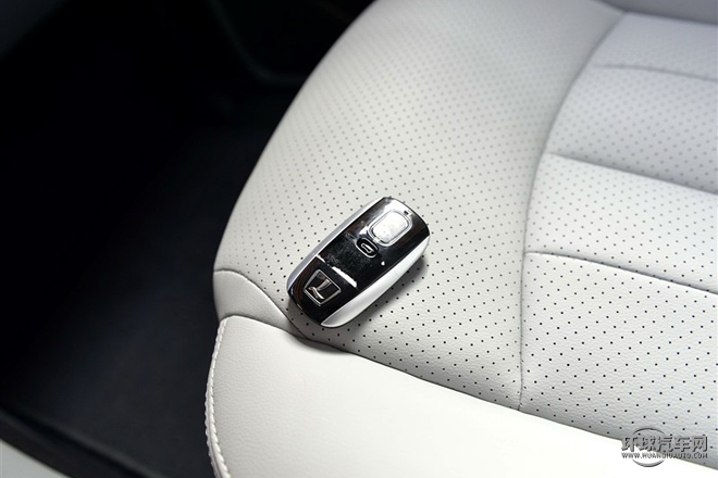 2015款 2.2T 四驅(qū)旗艦型