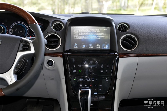 2015款 2.2T 四驅(qū)旗艦型