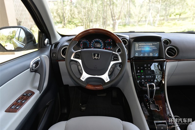 2015款 2.2T 四驅旗艦型