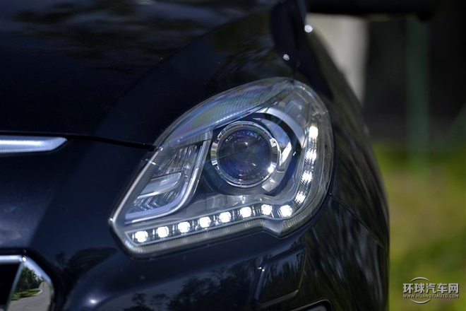 2015款 2.2T 四驅(qū)旗艦型