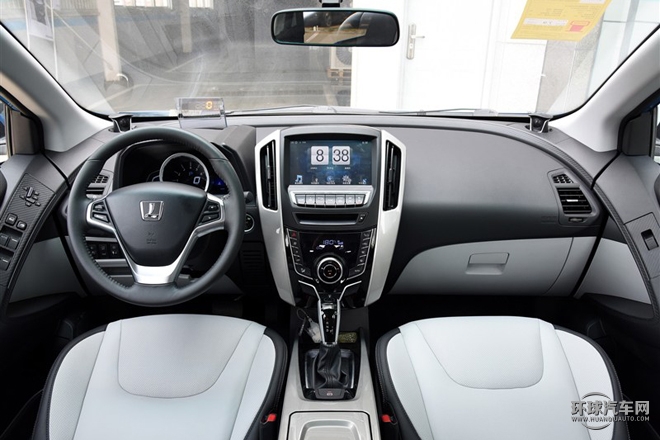 2015款 1.8T 智尊型