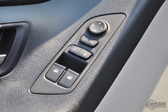 2015款 2.0T 手動紀念版