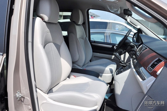 2015款 2.0T 手動紀念版