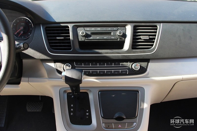 2015款 2.0T 自動紀念版