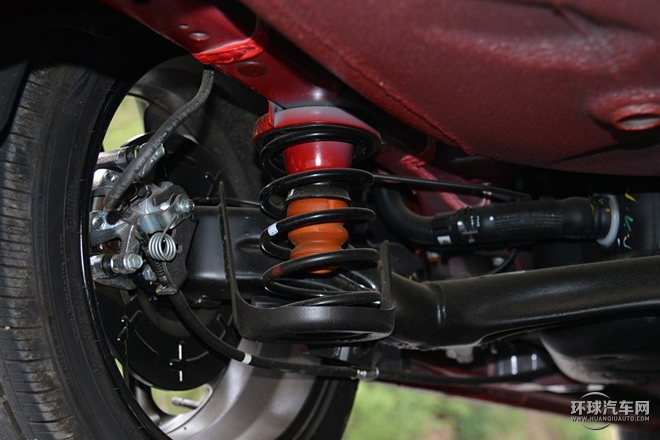 2015款 1.6L 自動兩驅致酷版