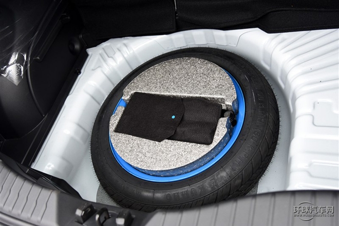 2015款 1.6L 自動兩驅致尚版