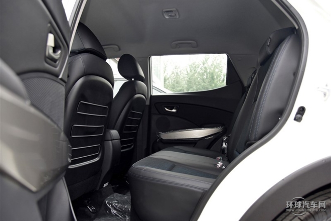 2015款 1.6L 自動兩驅致尚版