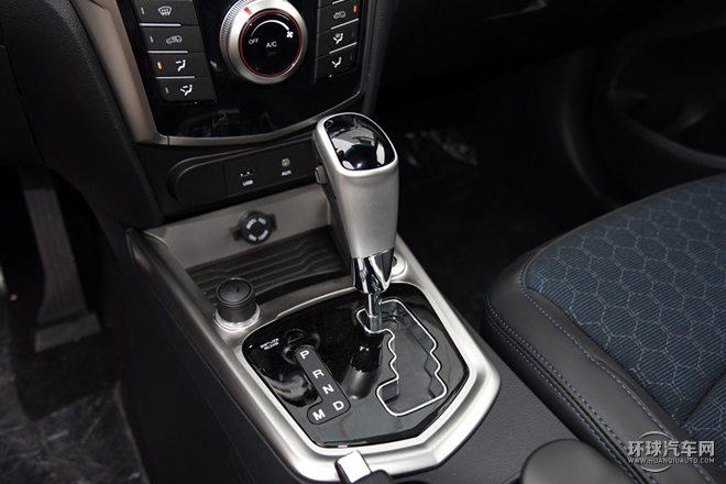 2015款 1.6L 自動兩驅致尚版