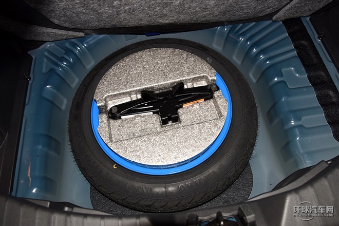 2015款 1.6L 自動兩驅致炫版