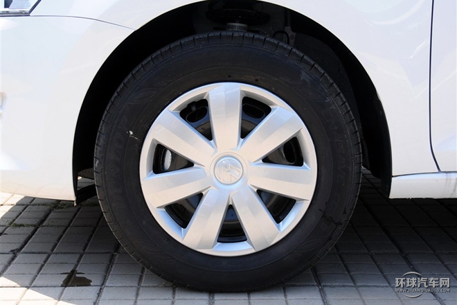 2015款 1.6L 手動風尚型