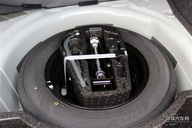 2015款 1.6L 手動舒適型