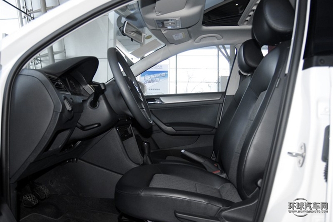 2015款 1.6L 手動舒適型