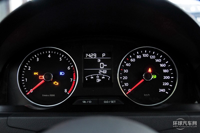 2015款 1.6L 自動豪華型