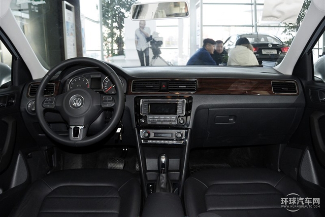 2015款 1.6L 自動豪華型