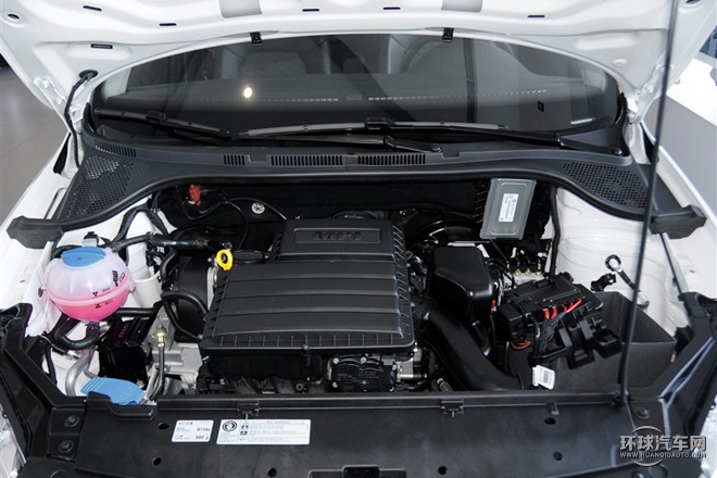 2015款 1.6L 自動舒適型