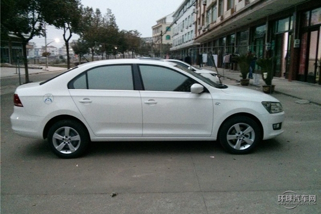 2015款 1.6L 自動舒適型