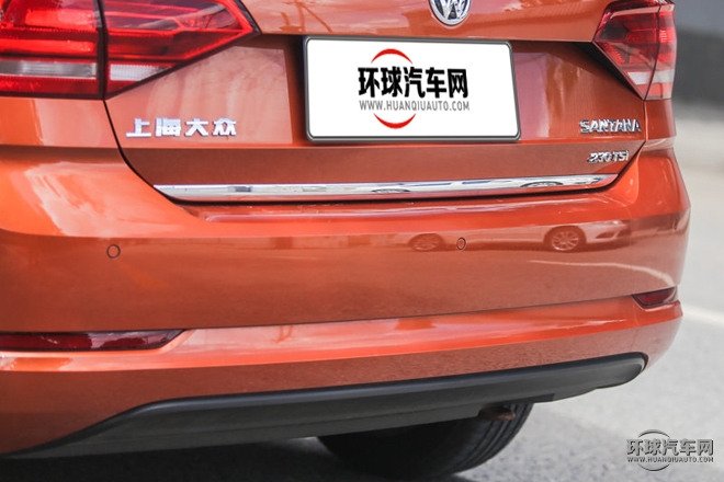 2015款 230TSI DSG豪華型