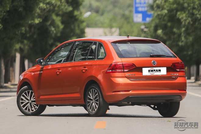 2015款 230TSI DSG豪華型