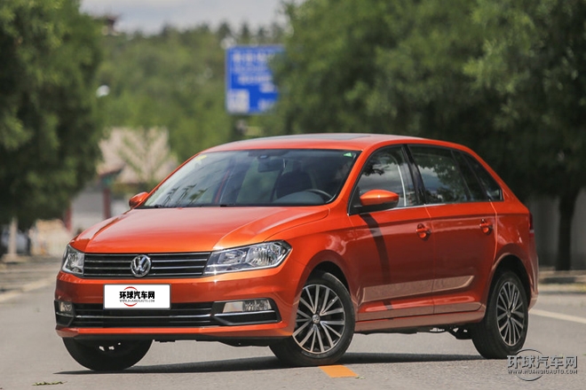 2015款 230TSI DSG豪華型