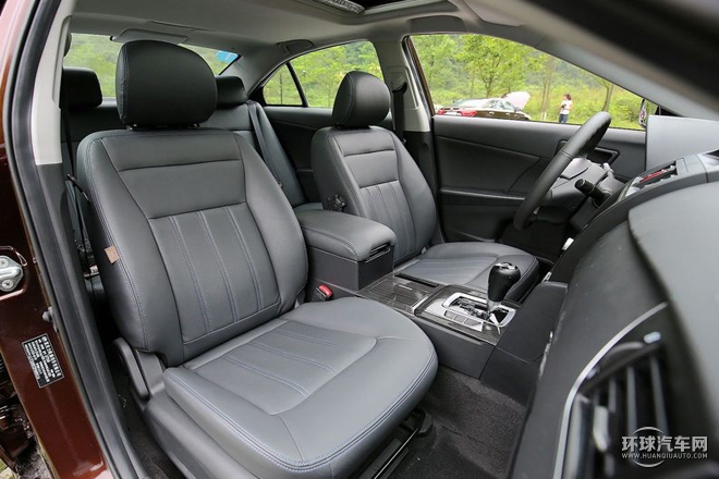 2015款 2.4L 自動豪華型