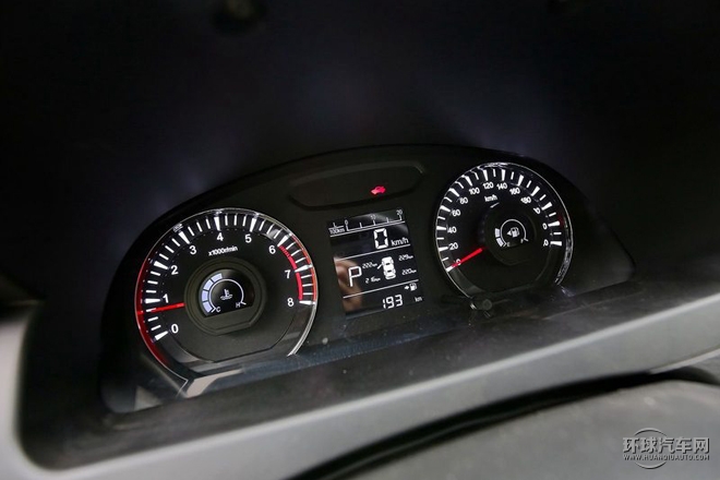 2015款 2.4L 自動豪華型