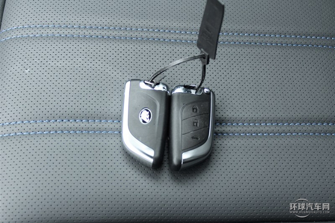 2015款 2.4L 自動旗艦型