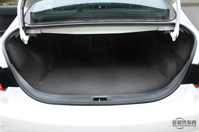 2015款 2.4L 自動(dòng)旗艦型