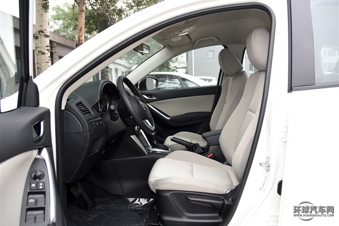 2015款 2.0L 手動兩驅舒適型