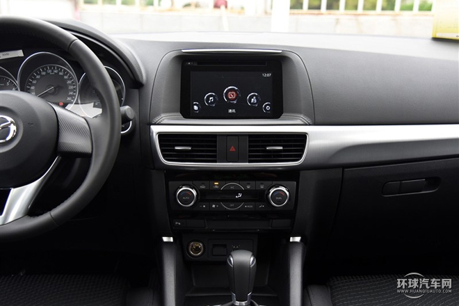 2015款 2.0L 自動兩驅都市型