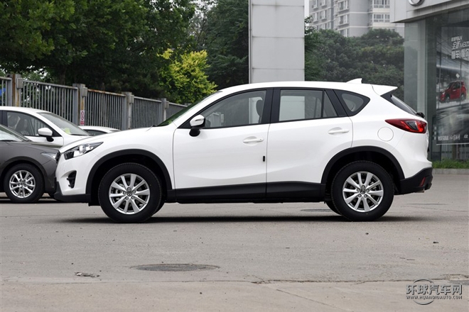 2015款 2.0L 自動兩驅都市型