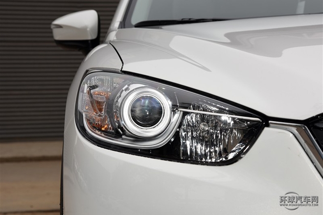 2015款 2.0L 自動兩驅舒適型