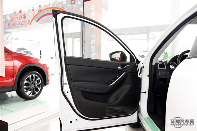 2015款 2.0L 自動四驅豪華型