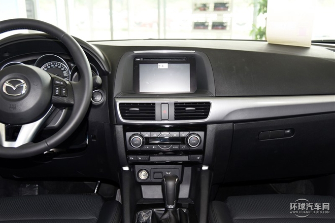 2015款 2.0L 自動四驅豪華型