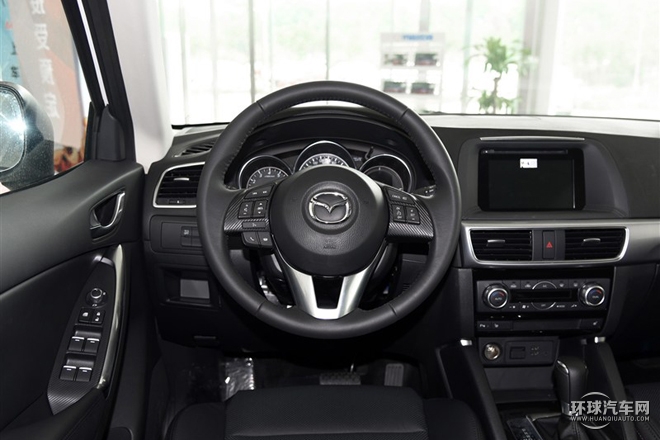 2015款 2.0L 自動(dòng)四驅(qū)豪華型