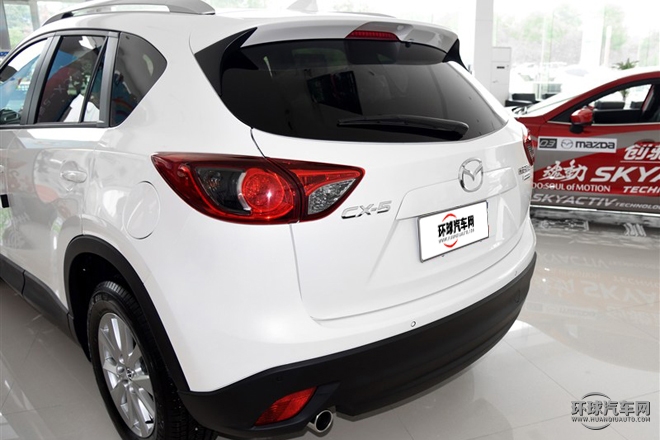 2015款 2.0L 自動(dòng)四驅(qū)豪華型