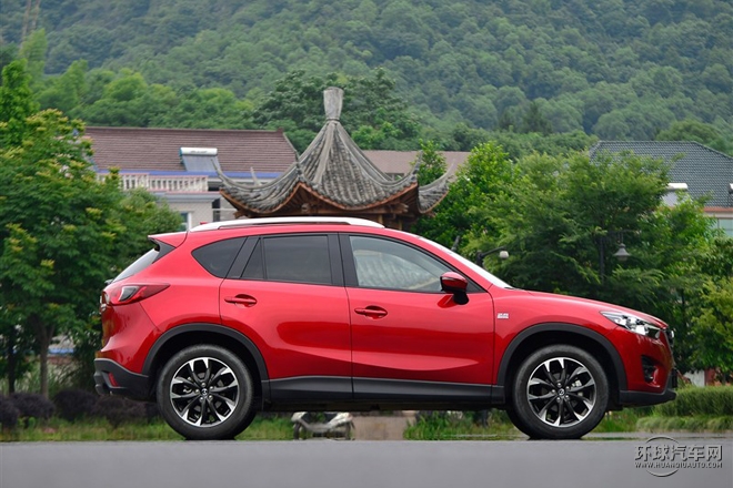 2015款 2.5L 自動四驅旗艦型