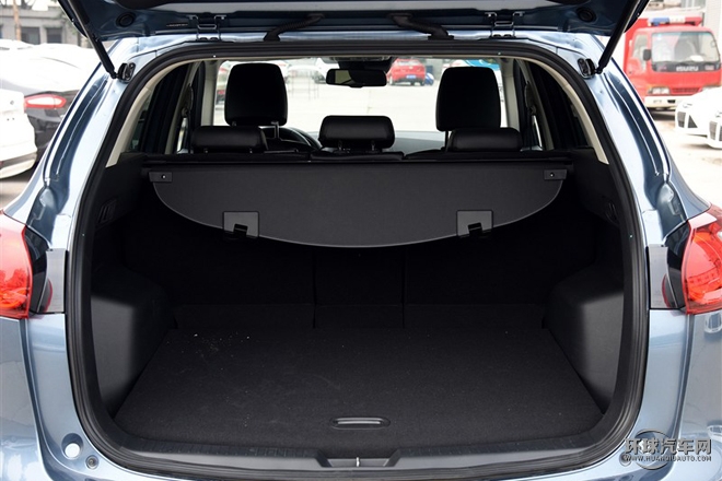 2015款 2.5L 自動四驅尊貴型