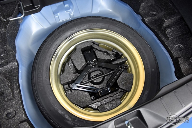 2015款 2.5i 特裝紀(jì)念版