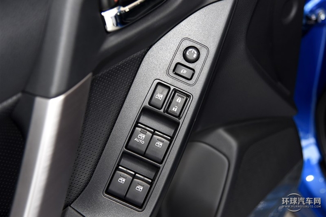 2015款 2.5i 特裝紀(jì)念版