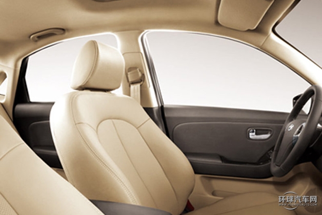 2015款 1.6L 手動豪華型