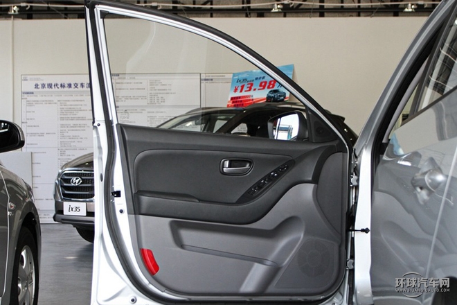 2015款 1.6L 手動舒適型